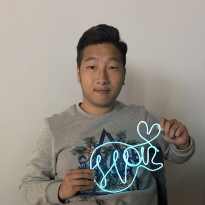 8F87AB90-75A8-46F2-934C-C671E192EF07